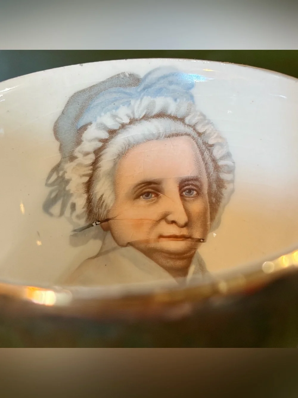 Vintage- CAPSCO George & Martha Washington Souvenir Teacup & Saucer 22k Gold